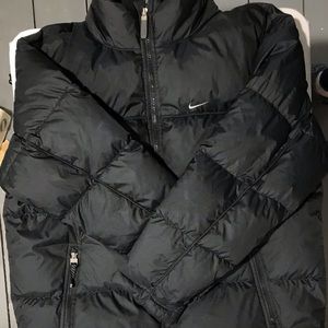Men’s Nike puffy winter coat Black Size Medium